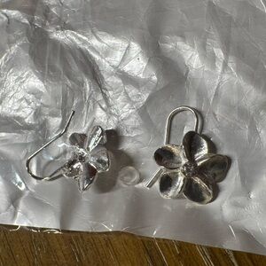 New Silver Floral Earrings, Bridal, Bridesmaid, Vacation, Coquette